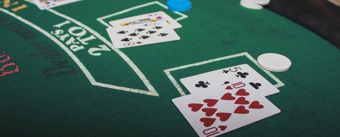 Von Blackjack bis zu Spielautomaten - Beliebte Glücksspielarten und ihre Besonderheiten